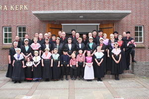 Petragangers in Urkerdracht 2013